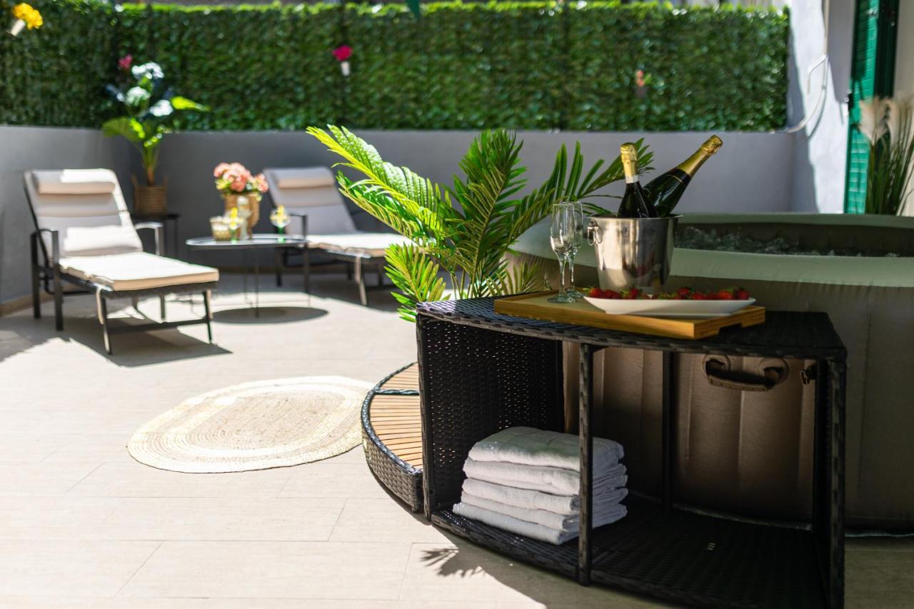Oasis Luxury Apartment With Terrarce And Jacuzzi 스플리트 외부 사진