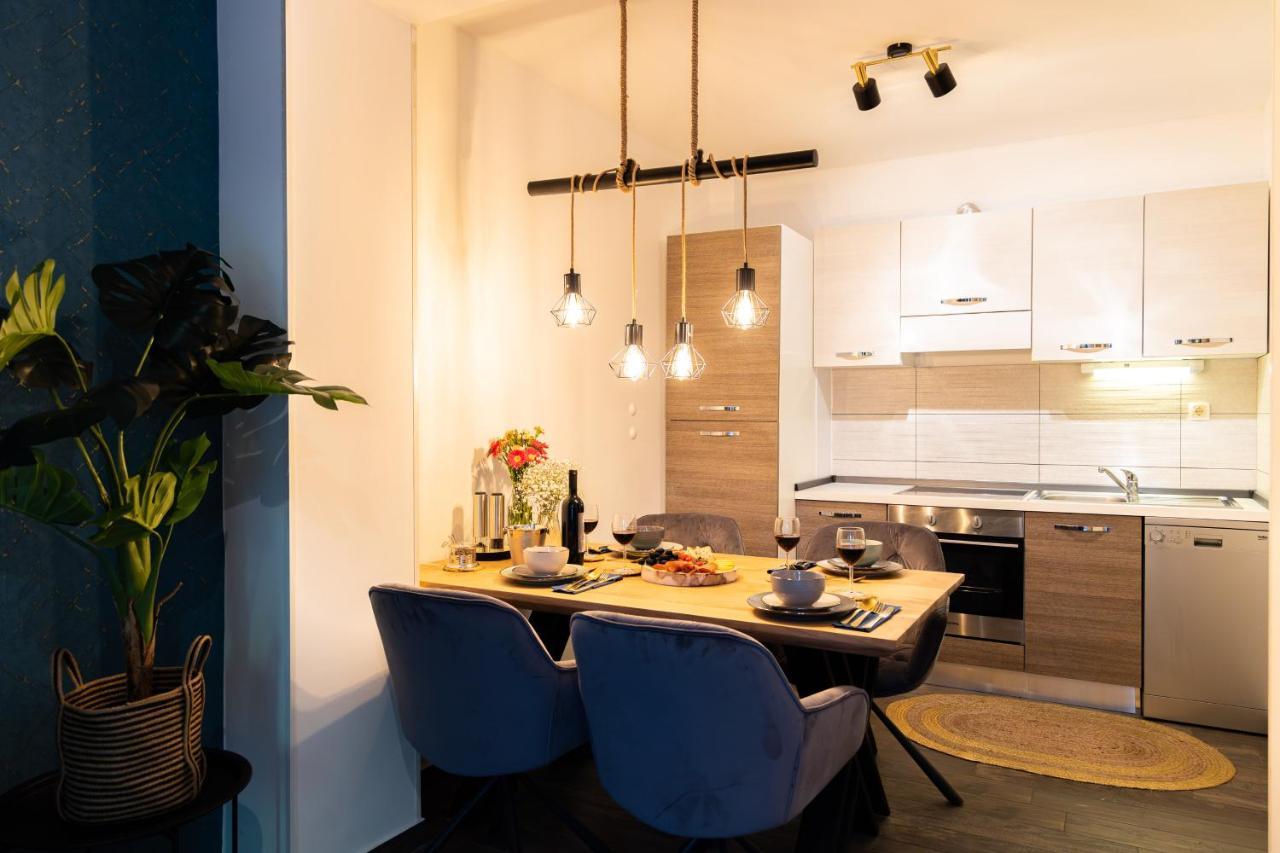 Oasis Luxury Apartment With Terrarce And Jacuzzi 스플리트 외부 사진