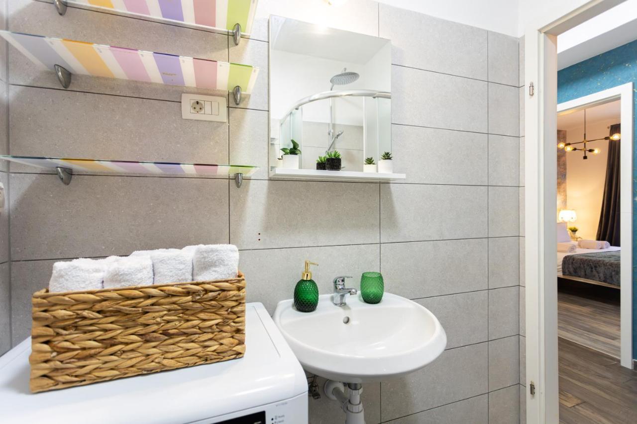 Oasis Luxury Apartment With Terrarce And Jacuzzi 스플리트 외부 사진
