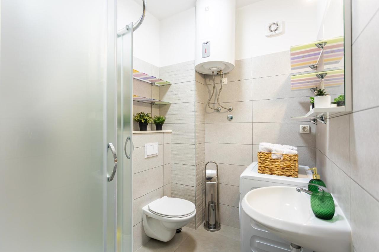 Oasis Luxury Apartment With Terrarce And Jacuzzi 스플리트 외부 사진